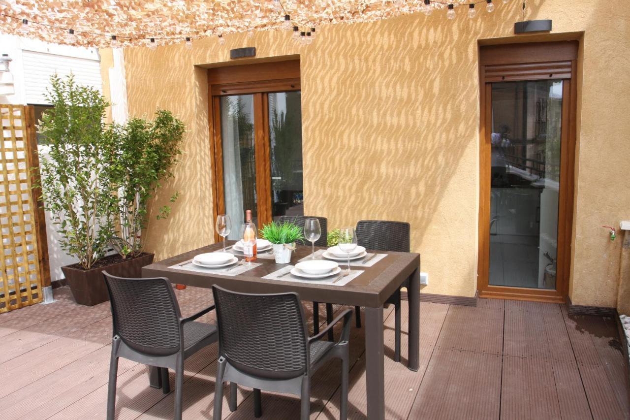 דירות הארו Edificio Privado Con Terraza מראה חיצוני תמונה